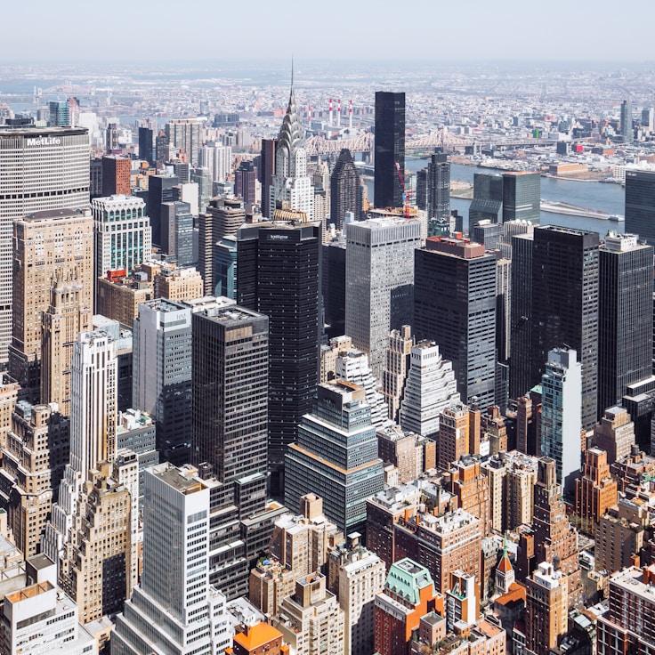 Parents evaluating schools in Switzerland